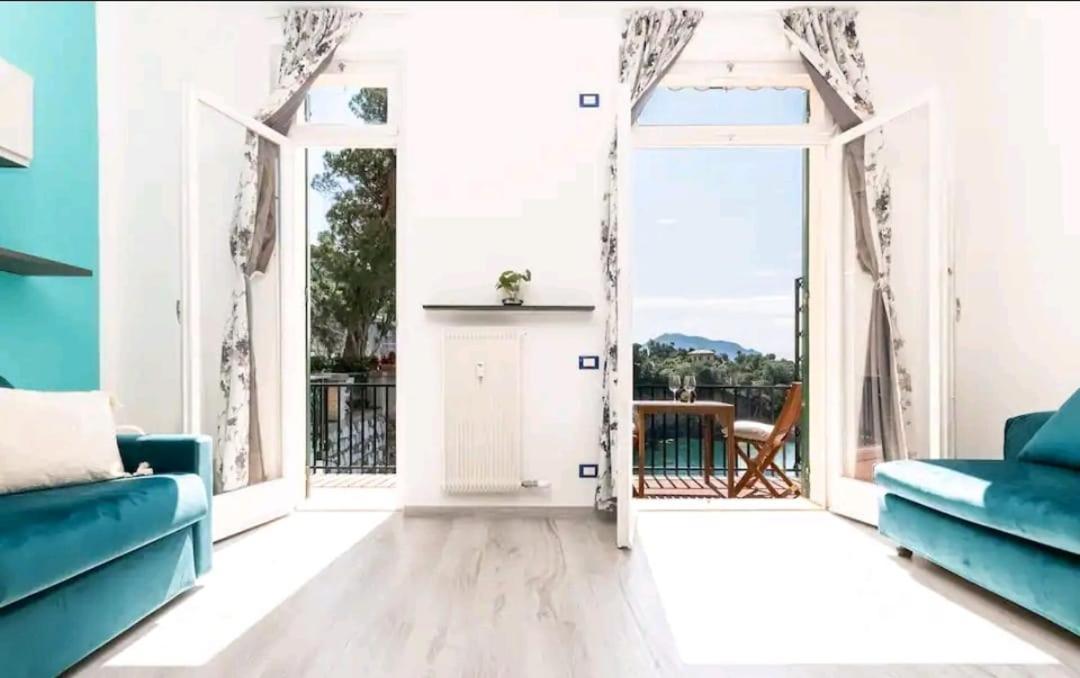 Pieve Ligure A Picco Sul Mare Con Piscina Villa Regina Exterior foto